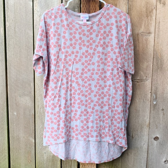 Lularoe Shirt 💕 - Picture 2 of 3